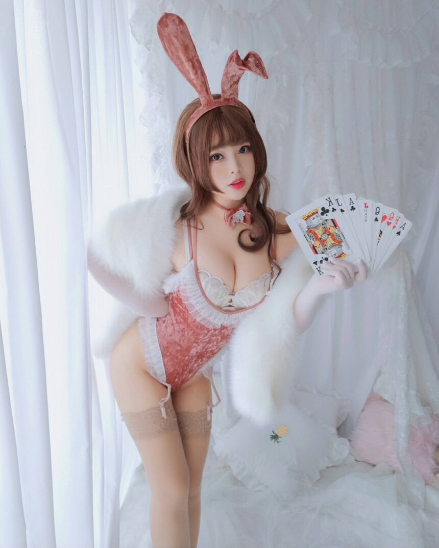 niyeye2019 cosplay bunny 2